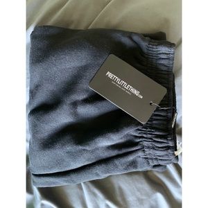 prettylittlething sweatpants!